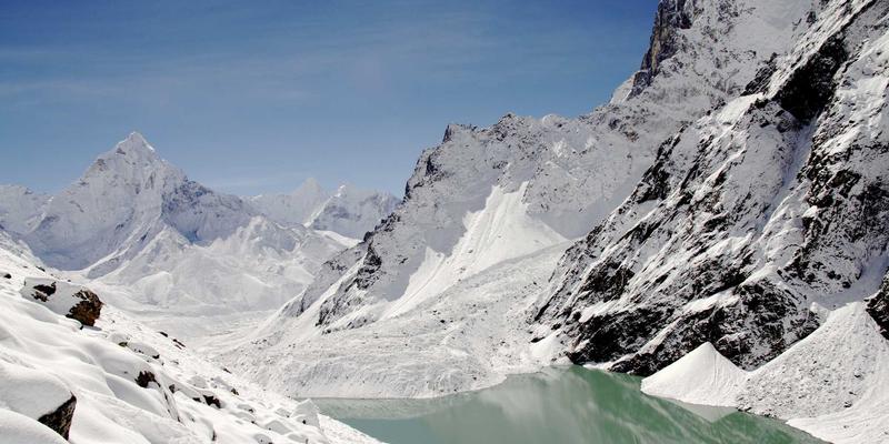 免疫系统强化：超越维生素C的心理健康与全面养生知识体系