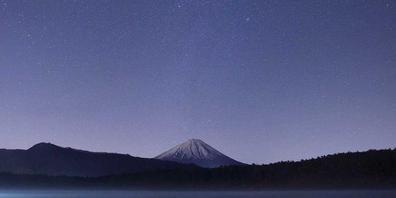 心理健康与保健：数字时代下的视力保护与眼健康指南